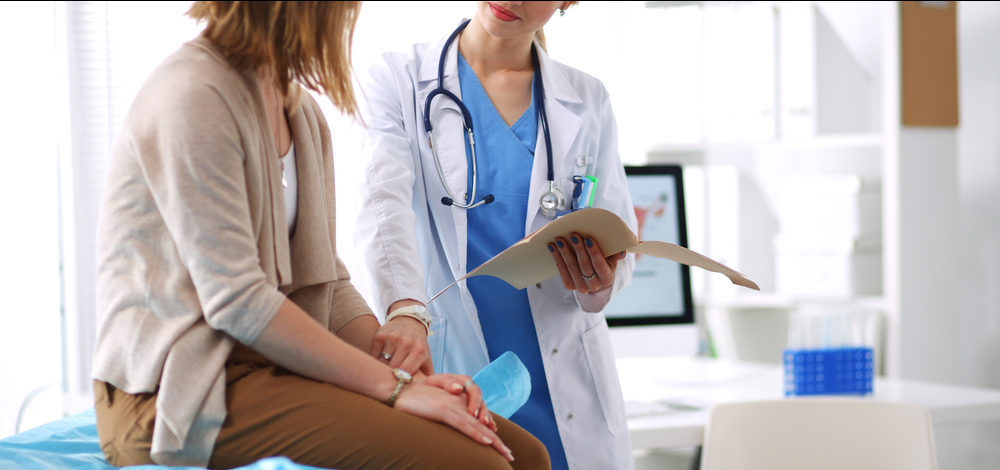 Image d'un médecin et de son patient