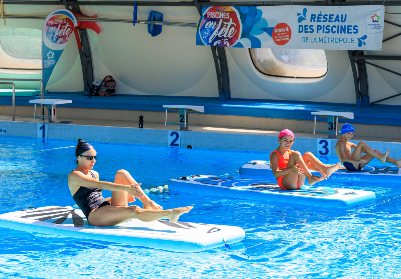 Activité sur l'eau durant Piscines en fête