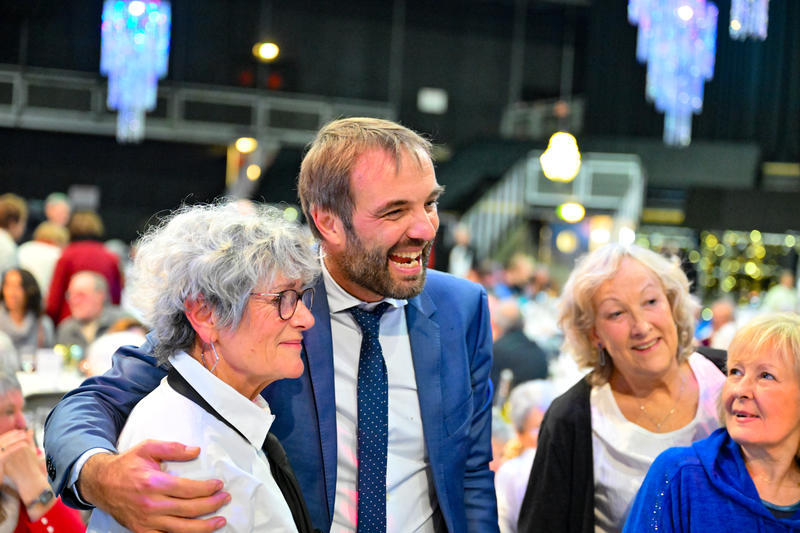le maire et les convives