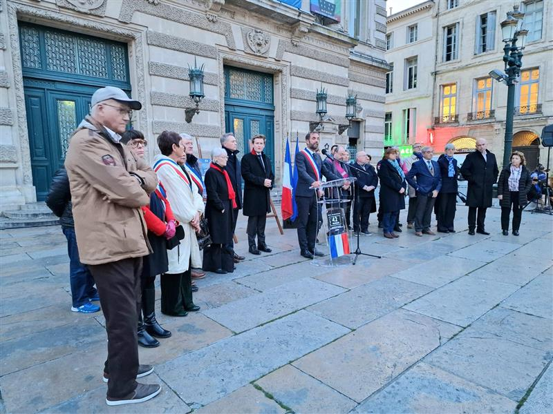 Personnalités sur le parvis