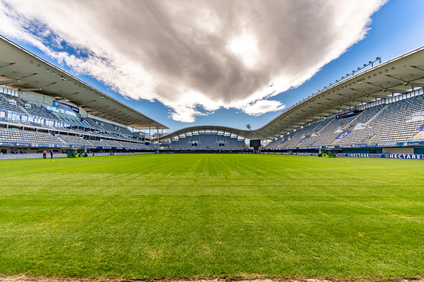nouvelle pelouse du Septeo Stadium