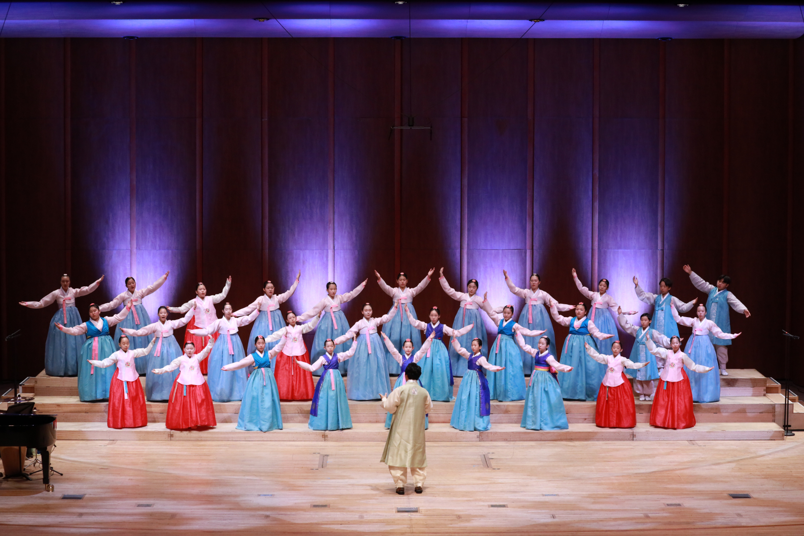les petits chanteurs de Busan sur scène 