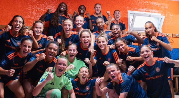 Joie dans le vestiaire après la victoire contre Toulouse 