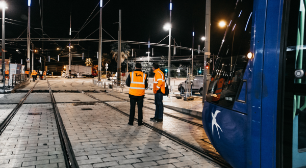 travaux de rénovation des rails du tramway 